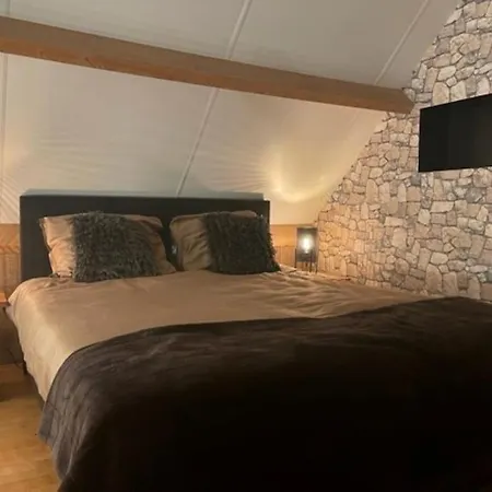 Apartment Romantische Loft Met Heerlijke Hottub